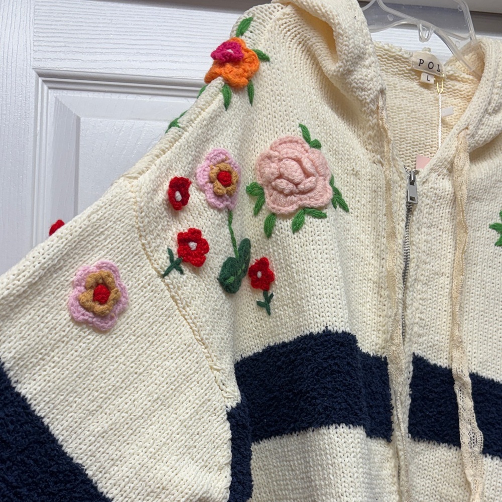 POL Cream and Navy Striped Zip Hoodie with Crocheted Floral details Large New - Picture 3 of 6
